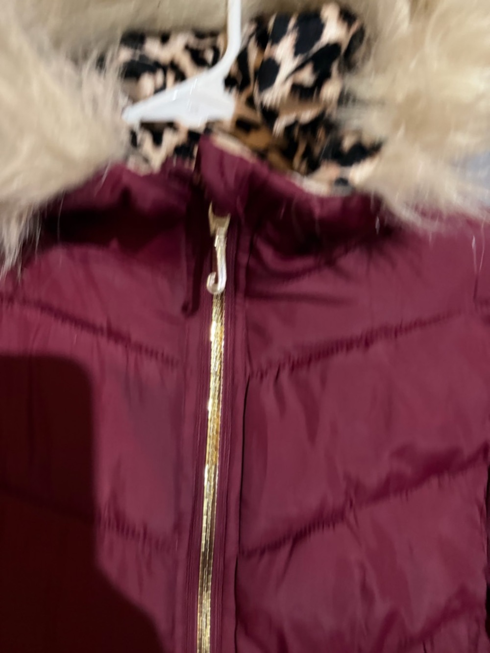 Juicy Couture Girls Burgundy Puffer‎ Jacket with Faux Fur Trim - Picture 3 of 12